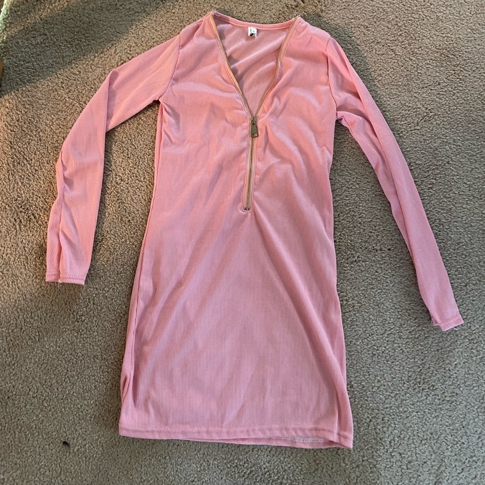 LONG SLEEVE RIBBED ZIP UP DRESS
